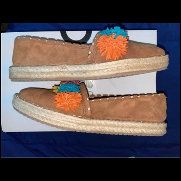 Colorful saddle shoe size 8.5 by Sam Edelman - Picture 2 of 3